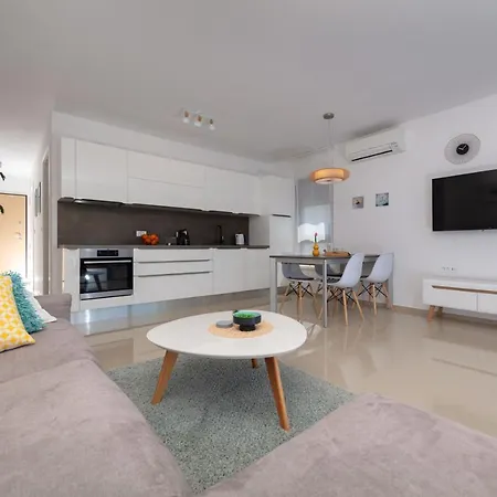 Apartment Tirkiz *