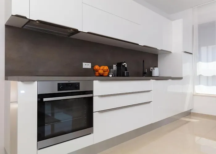 Tirkiz Lejlighed Banjole