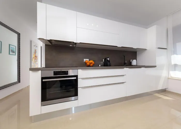 아파트 Tirkiz 반졸레